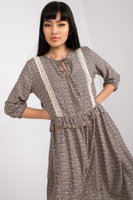 Brūna ikdienas kleita ar 3/4...