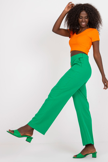 Zaļas eleganta auduma...