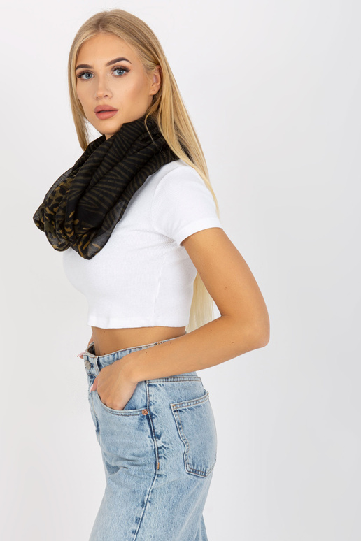 Melns un haki krāsas stropes...