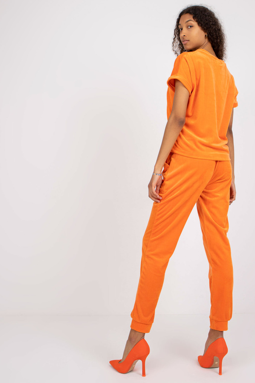 Oranžs velūra komplekts ar V veida...