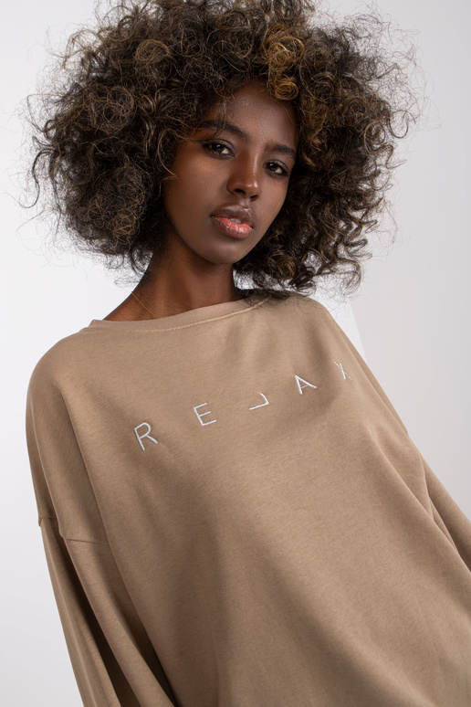 Tumši bēšs liela izmēra džemperis bez...