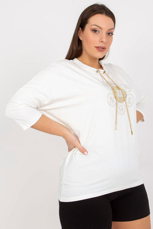 Ecru plus izmēra blūze ar aplikāciju...