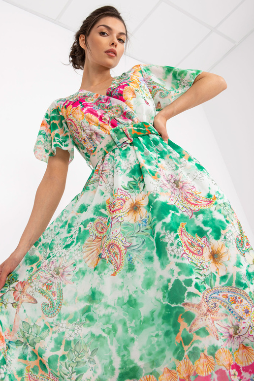 Zaļa midi kleita ar īsām piedurknēm