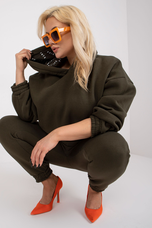 Haki krāsas džemperis plus izmēra...