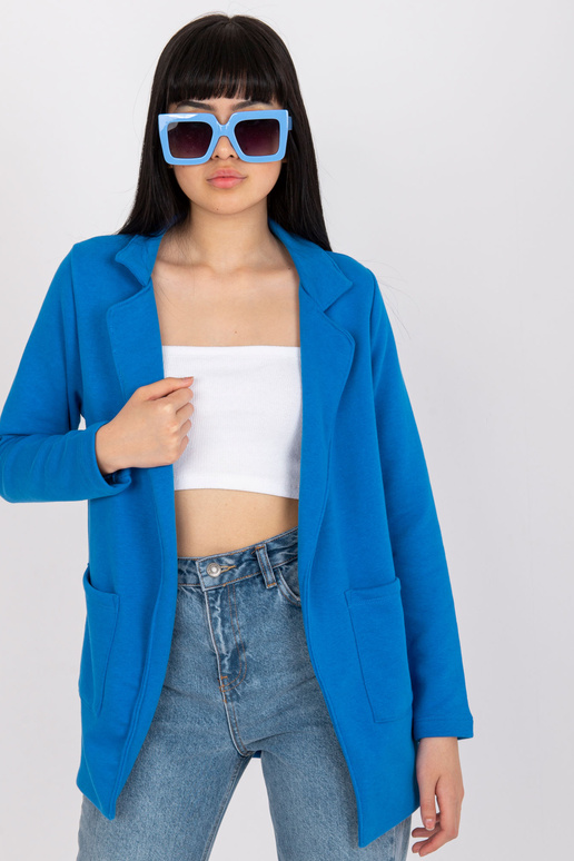 Tumši zila sieviešu jaka sporta stilā... Tumši zila sieviešu jaka sporta stilā...