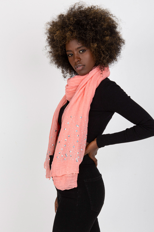 Persiku slings ar dekoratīvu aplikāciju