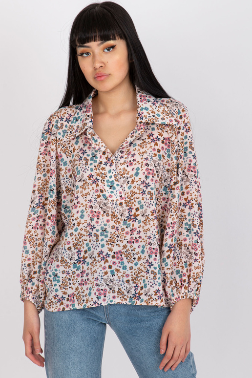 Bēša gaisīga blūze ar ziedu apdruku...
