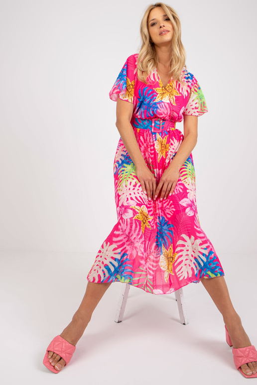 Midi kleita ar rozā kroku tropu rakstu