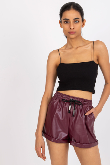 Sarkanbrūni ikdienas šorti... 2