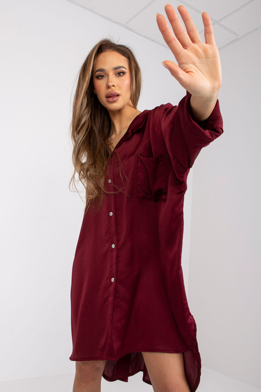 Bordo kleita ar garāku muguru Flevoland