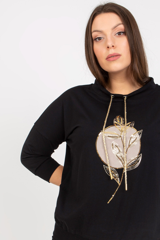 Melna ikdienas liela izmēra apdrukas...