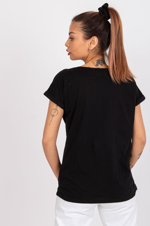 Melns T-krekls ar kokvilnas apdruku...