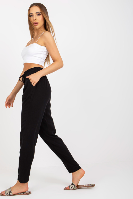 Melnas vieglas bikses no SUBLEVEL...