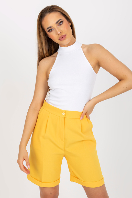 Balts rievotais pamata tops ar...