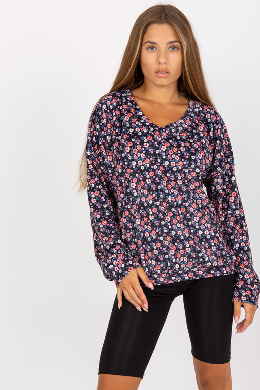 Tumši zila velūra blūze ar viskozes... Tumši zila velūra blūze ar viskozes...