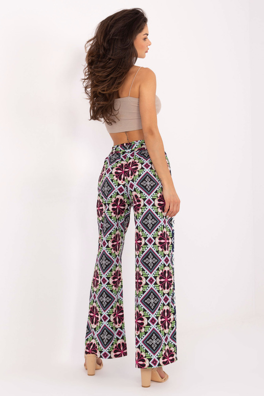 Melnas plata raksta auduma bikses