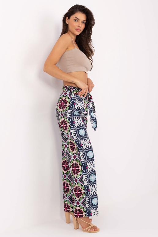 Melnas plata raksta auduma bikses