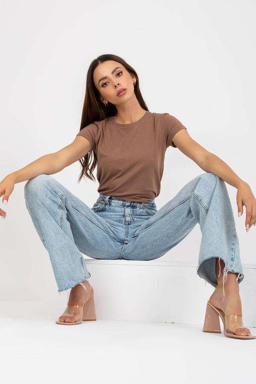 Brūns pamata kokvilnas t-krekls Brūns pamata kokvilnas t-krekls