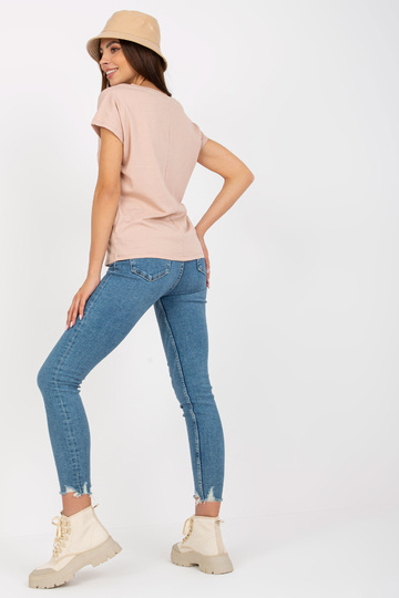 Bēšs sieviešu pamata...