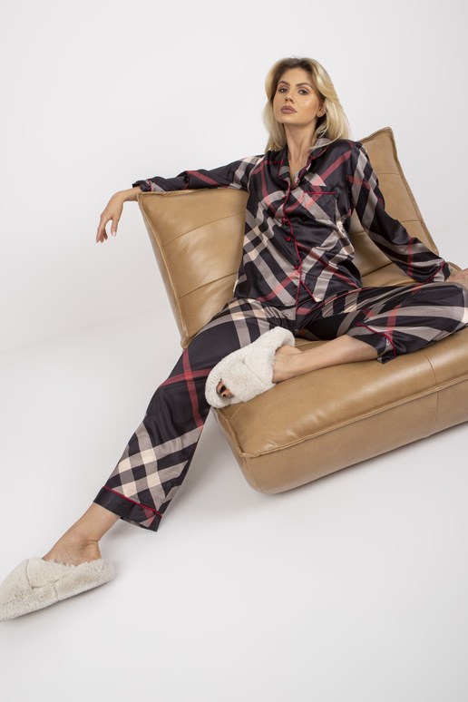 Melna mākslīgā satīna pidžama ar biksēm