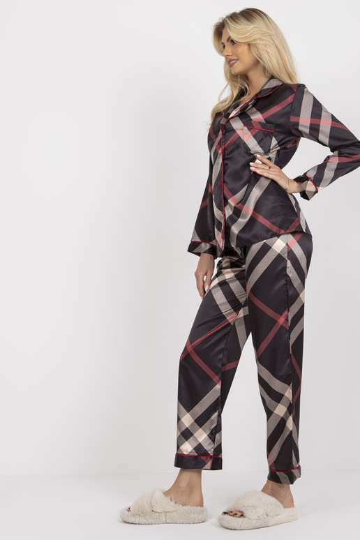 Melna mākslīgā satīna pidžama ar biksēm