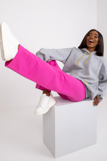 Pelēks melanžs džemperis no...