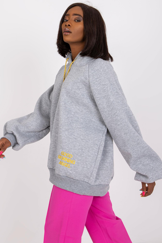 Pelēks melanžs džemperis no kokvilnas...