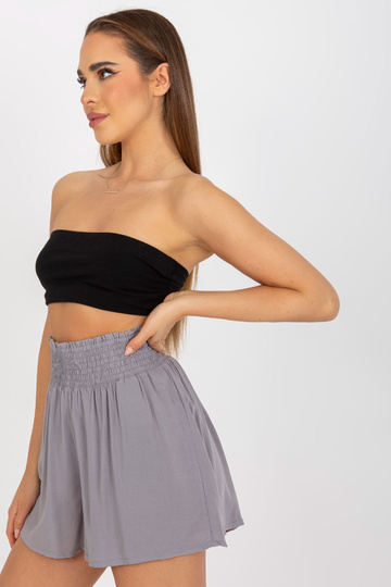 Pelēki vasaras brīvdienu...