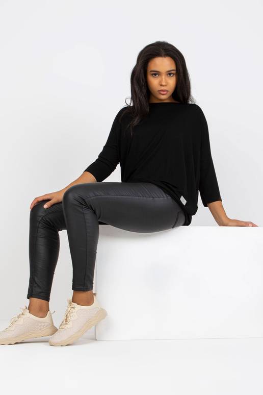 Melna vienkārša plus izmēra blūze ar...