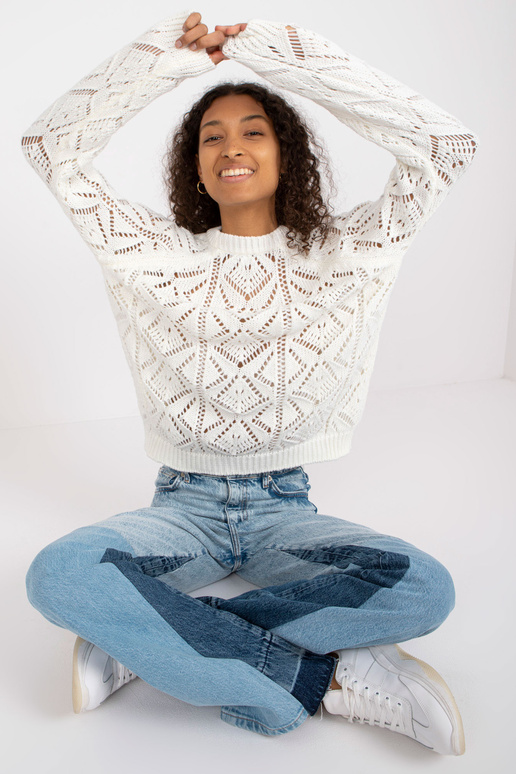 Balts ažūra klasisks džemperis ar...