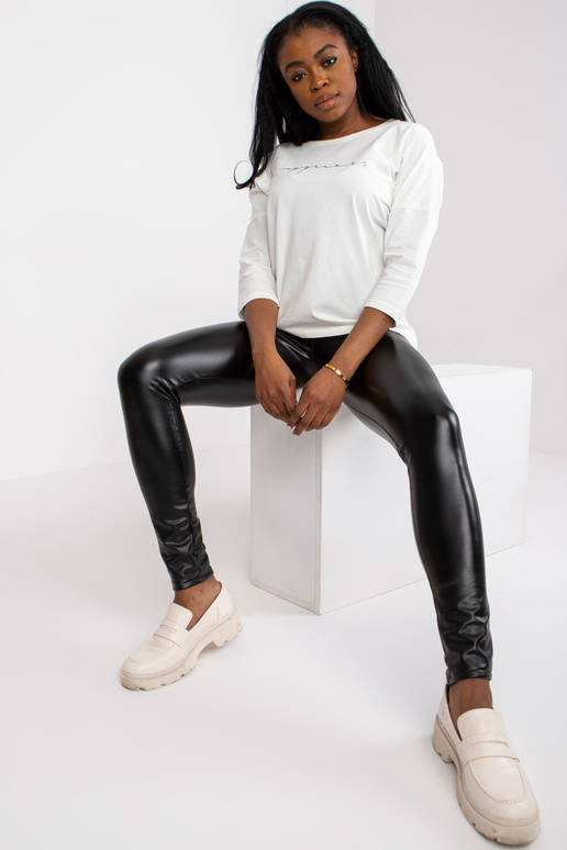 Ecru ikdienas blūze ar 3/4 piedurknēm... Ecru ikdienas blūze ar 3/4 piedurknēm...