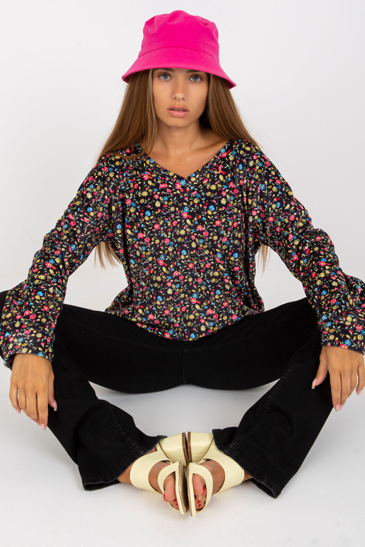 Melna velūra ziedu blūze ar V veida...