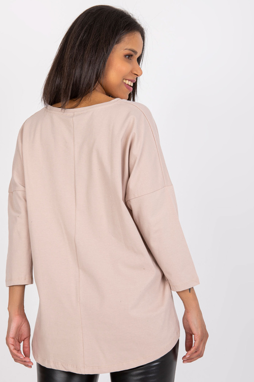 Gaiši bēša blūze ar uzrakstu Samanta