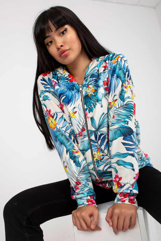 Balts un zils velūra sporta krekls ar... Balts un zils velūra sporta krekls ar...