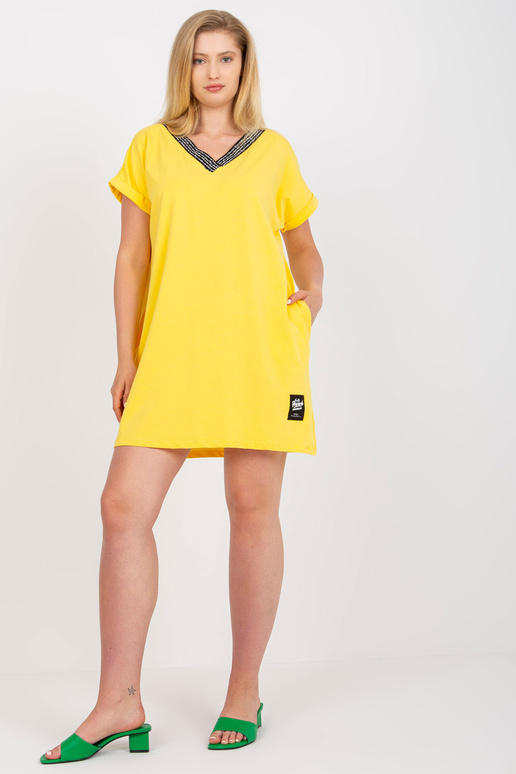 Dzeltena liela izmēra gara blūze ar V... Dzeltena liela izmēra gara blūze ar V...