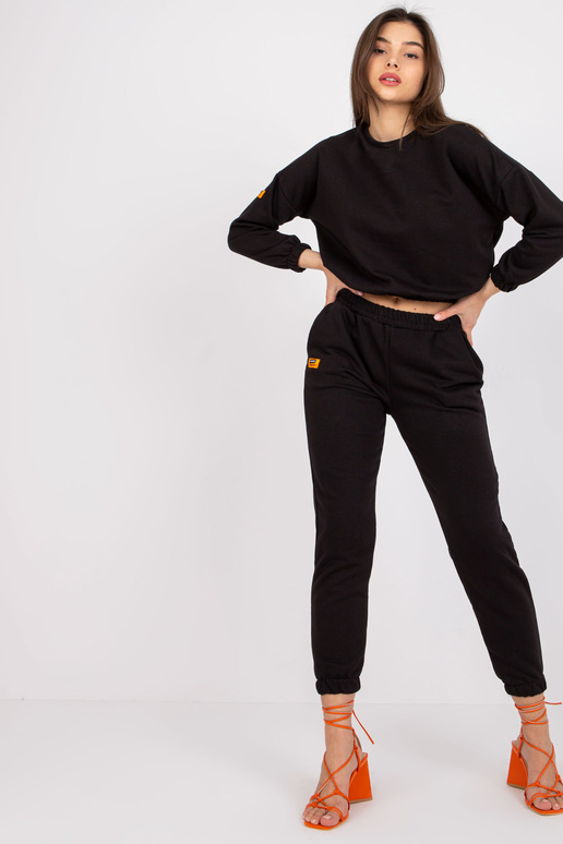 Melns sieviešu kokvilnas sporta tērpu...