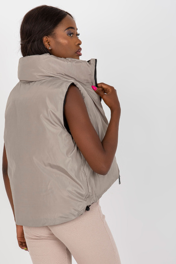 Melna abpusēja dūnu veste...