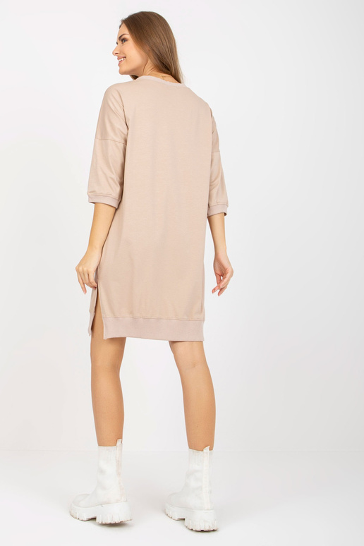 Gaiši bēša kokvilnas ikdienas kleita...