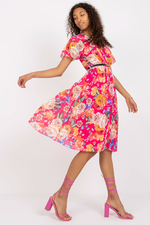 Rozā, kroku ziedu kleita ar īsām...