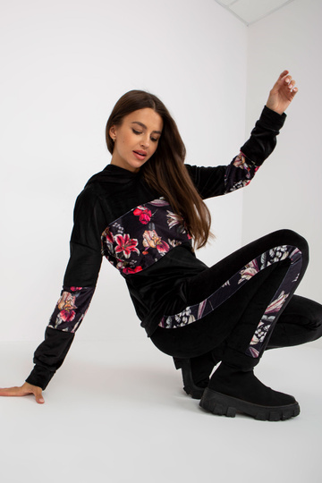 Sieviešu melnā velūra... 2