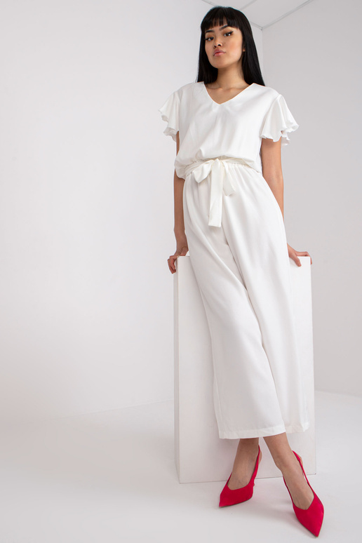 Ecru sieviešu kombinezons ar iesiešanu