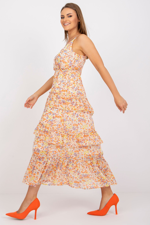 Ecru maxi kleita ar volāniem ar volāniem