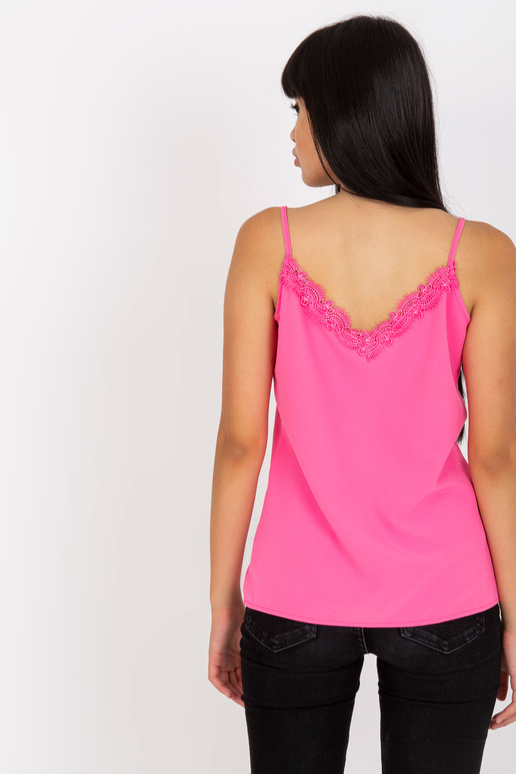 Rozā tops ar mežģīnēm