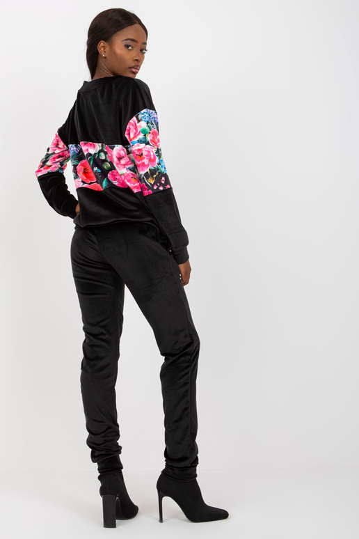 Melns divdaļīgs velūra komplekts ar...