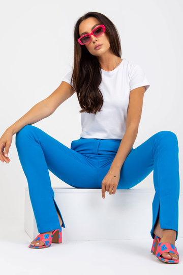 Balts pamata t-krekls ar...