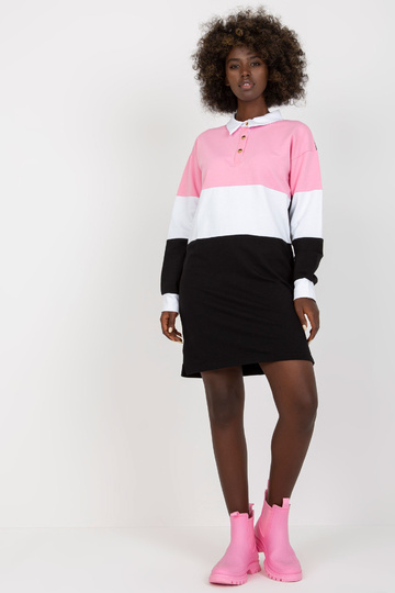 Rozā un melna pamata...