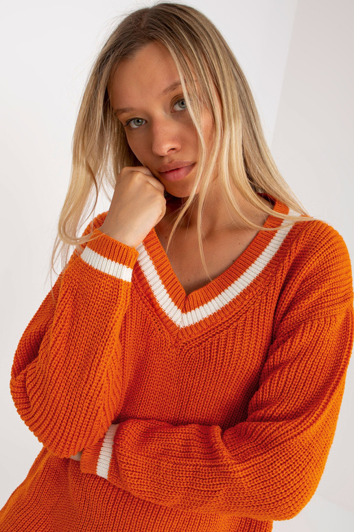 Tumši oranža ikdienas trikotāžas...