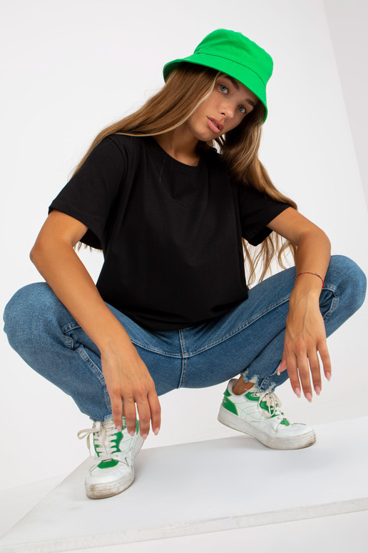 Melns asimetrisks kokvilnas pamata...