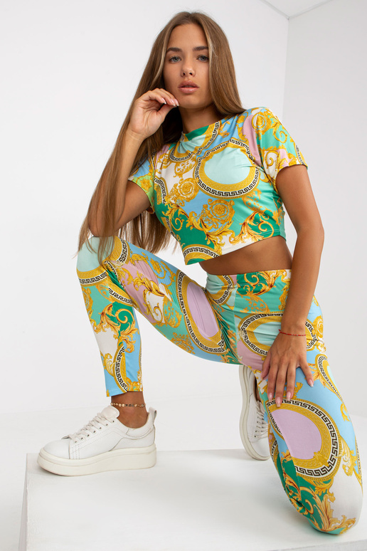 Zaļš pieguļošs ikdienas komplekts ar...