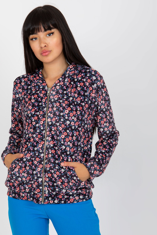 Tumši zilā un rozā velūra ziedu... Tumši zilā un rozā velūra ziedu...